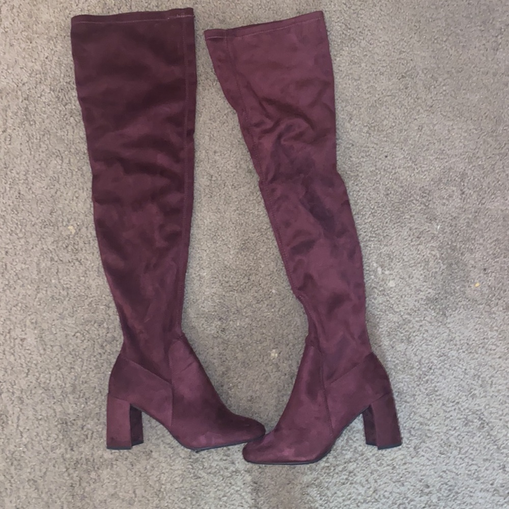 Knee high boots - Picture 4 of 4